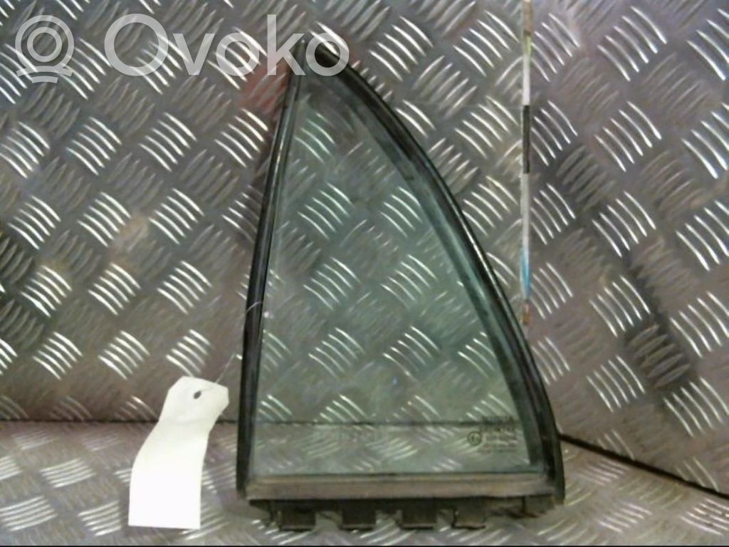 Toyota Corolla E120 E130 Ventanilla de ventilación de la puerta trasera 
