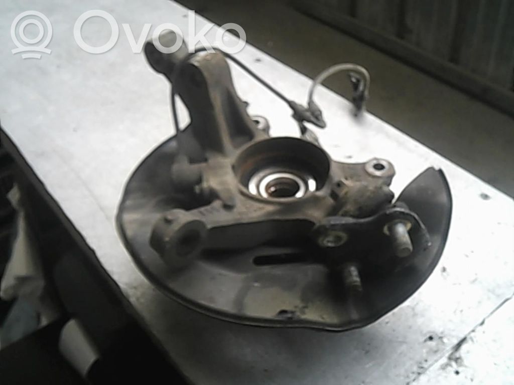 Toyota Corolla E120 E130 Front wheel hub 