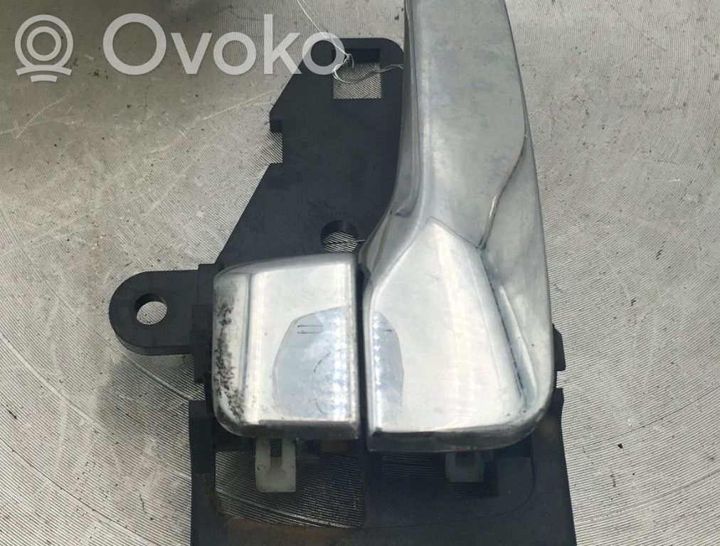 Mitsubishi L200 Manecilla interna puerta delantera 