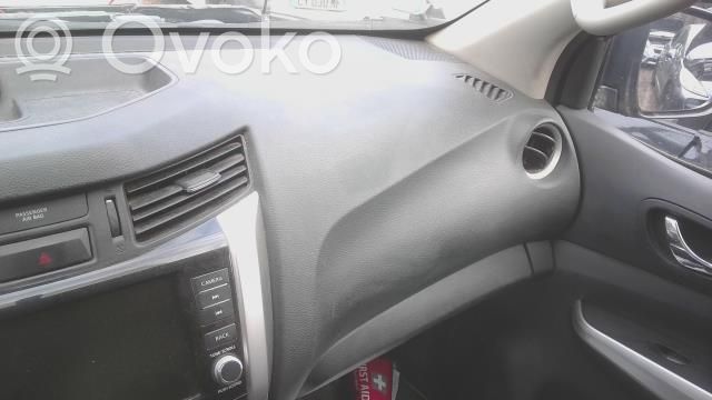 Deska rozdzielcza   681004KJ6A