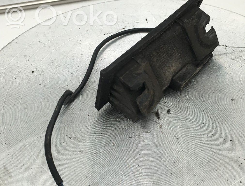 Opel Astra H Tailgate opening switch 