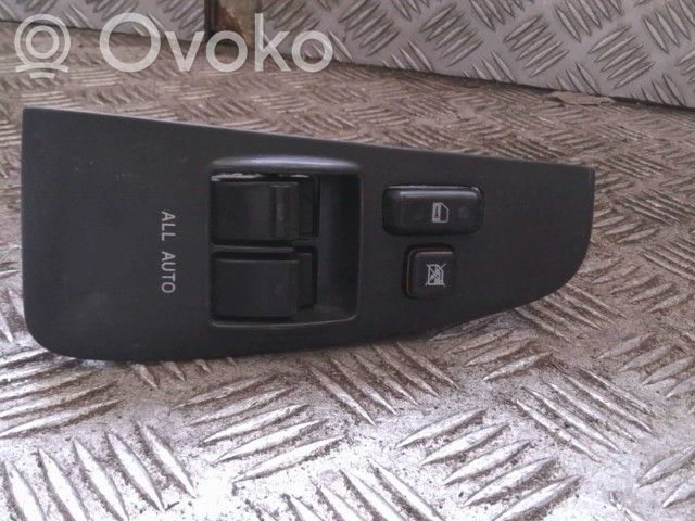 Toyota Avensis T250 Przyciski szyb 