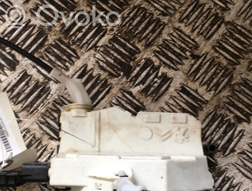 Etuoven lukko   9800618180