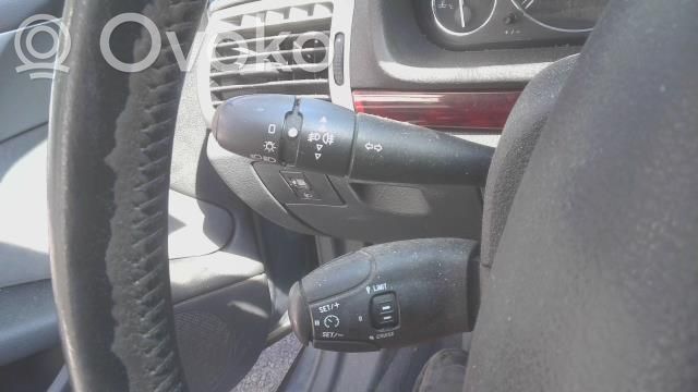 Peugeot 407 Interruptor/palanca de limpiador de luz de giro 