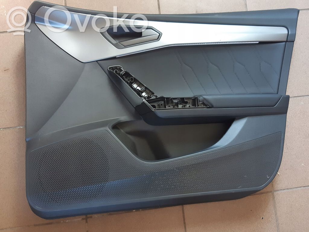 Seat Leon IV Boczki / Poszycie drzwi przednich 