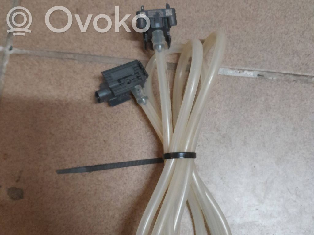 Audi Q7 4M Czujnik uderzenia Airbag 