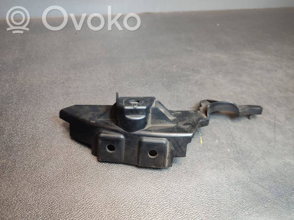 Muu moottoritilan osa   3M5Q6D046