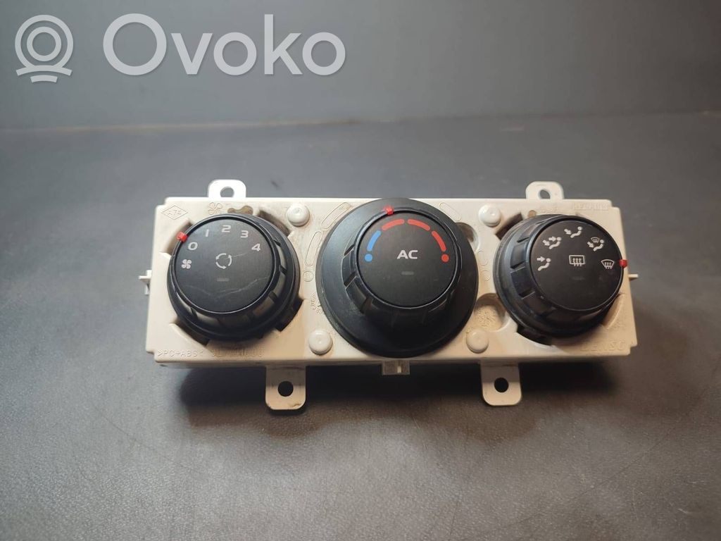 Renault Master III Climate control unit 