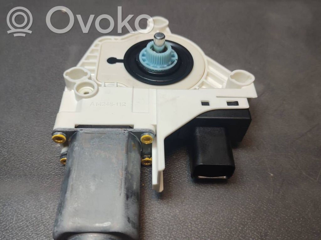 Tesla Model Y Silnik regulatora szyby drzwi przednich 