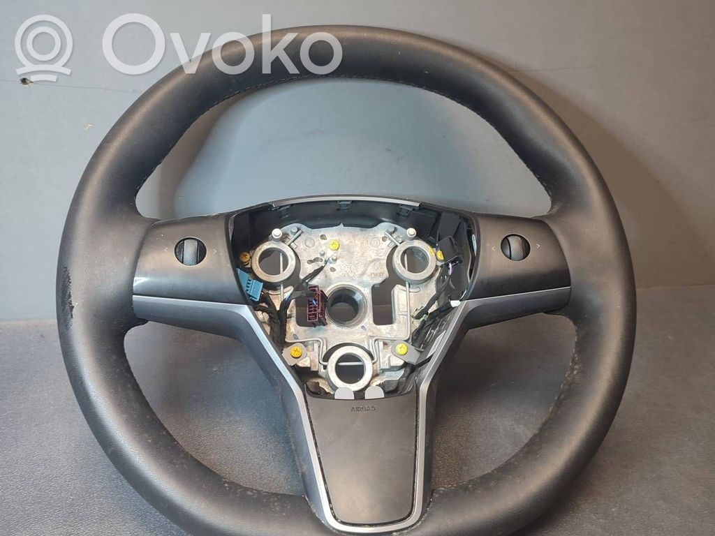 Tesla Model Y Руль 