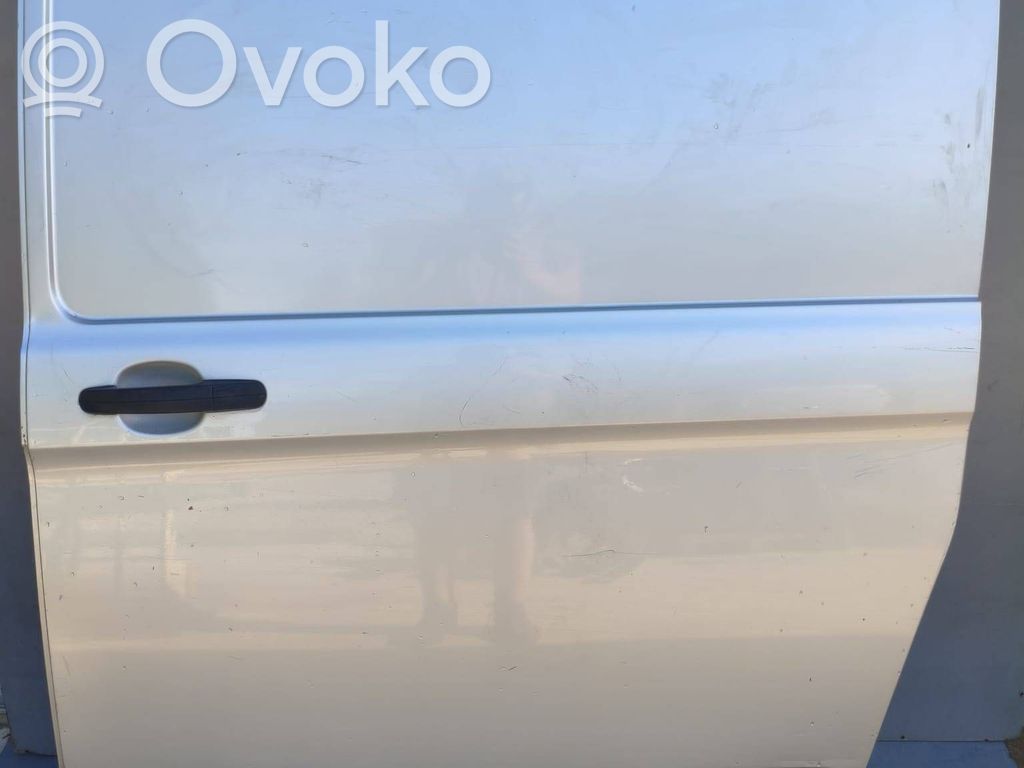Sivuliukuovi   2445253