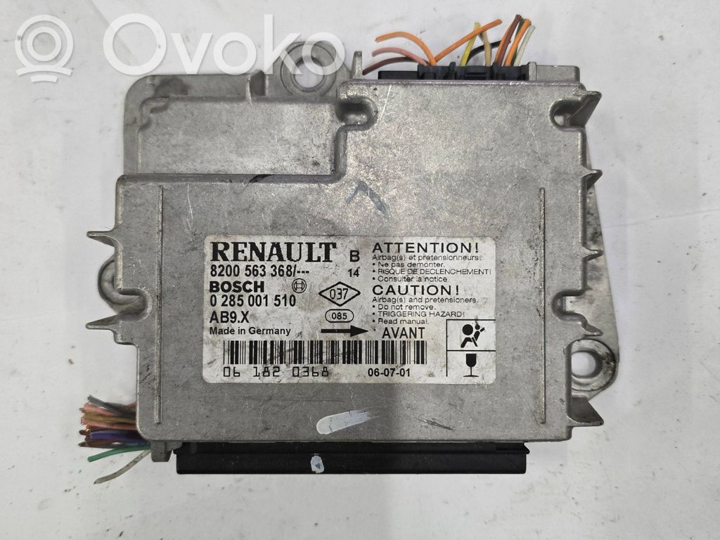 Renault Clio III Airbag control unit/module 