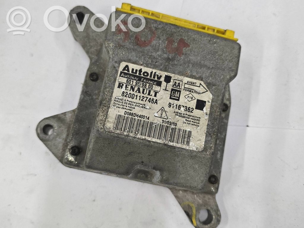Renault Trafic II (X83) Airbag control unit/module 