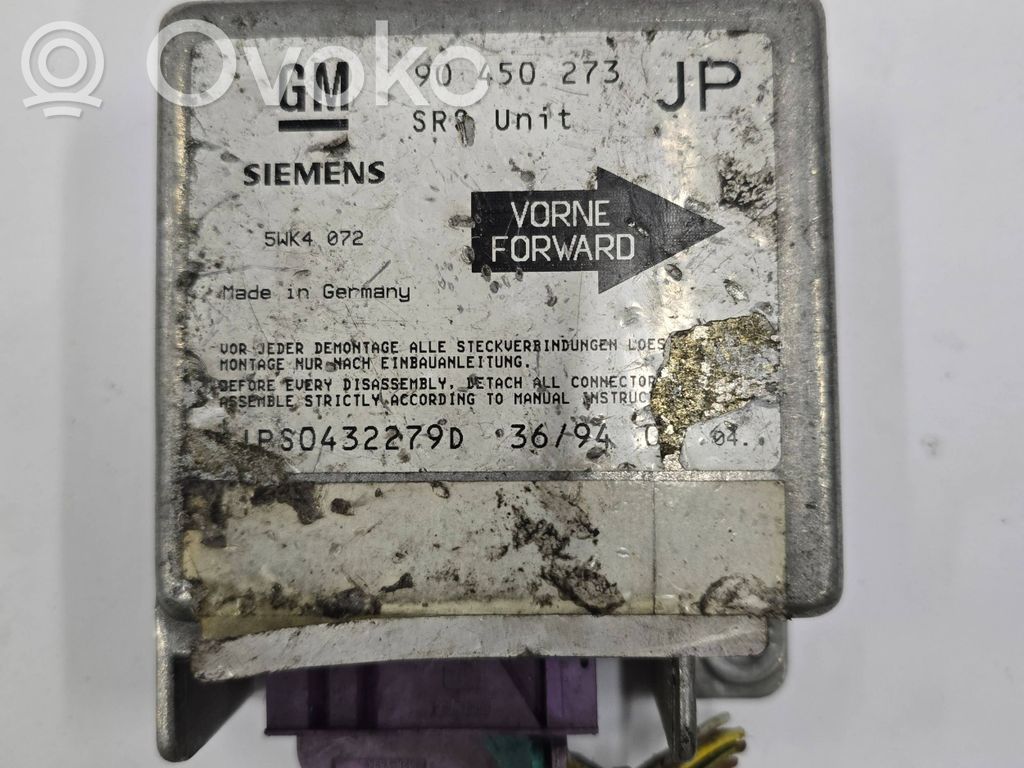 Opel Astra F Airbag control unit/module 