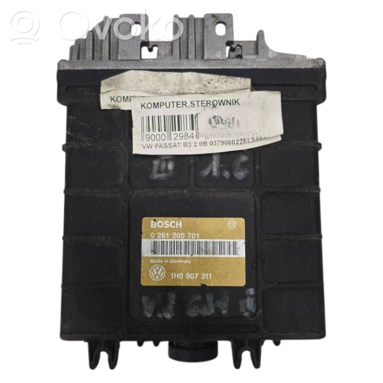 Volkswagen Golf III Engine control unit/module 