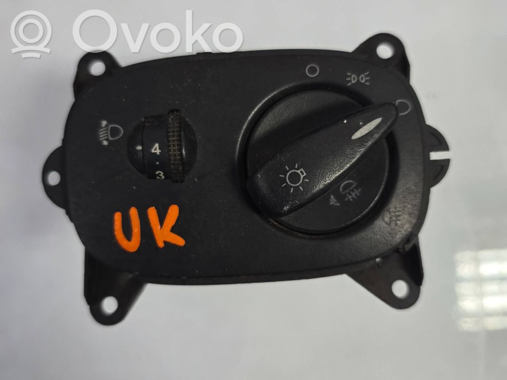 Lukturu slēdzis   YC1T13A024,04052831,005W4
