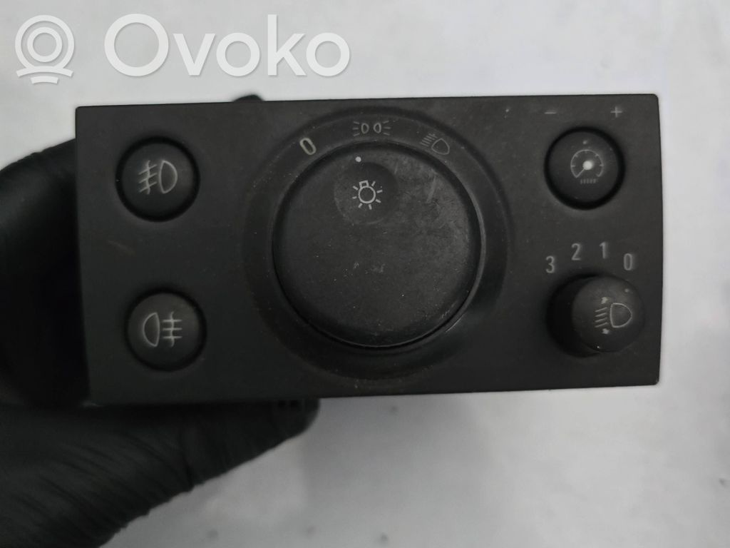 Opel Vectra C Light switch 