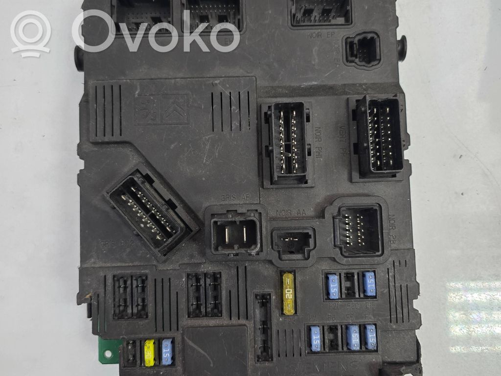 Citroen Xsara Picasso Fuse module 