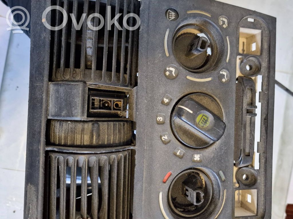 Opel Omega B1 Climate control unit 