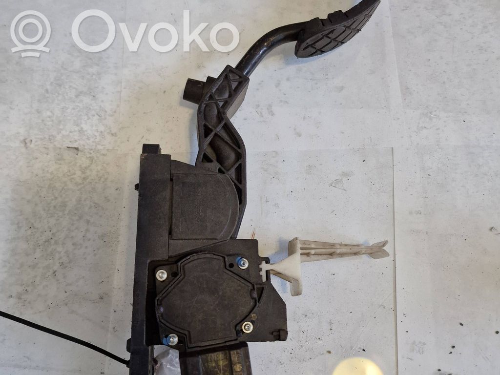 Akceleratoriaus pedalas   02810J2946,1J2721503