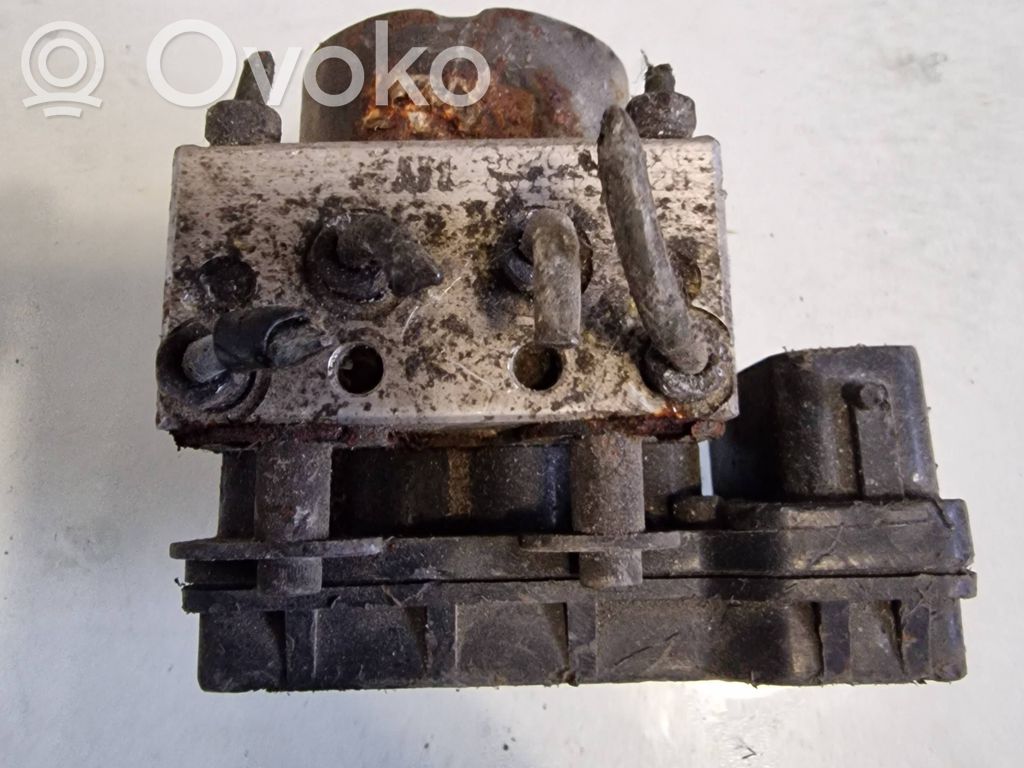 Mazda 323 F ABS bloks 