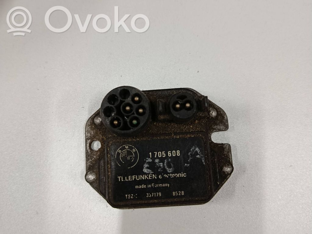 BMW 3 E30 Ignition amplifier control unit 