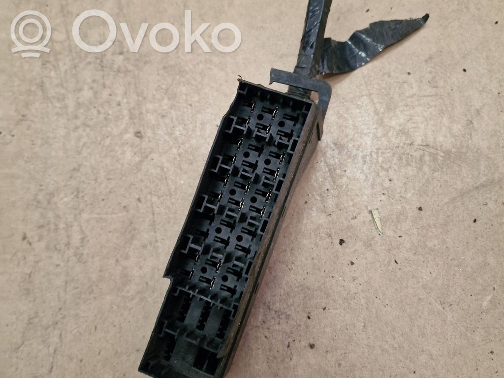 Renault Clio I Sicherungskasten komplett 