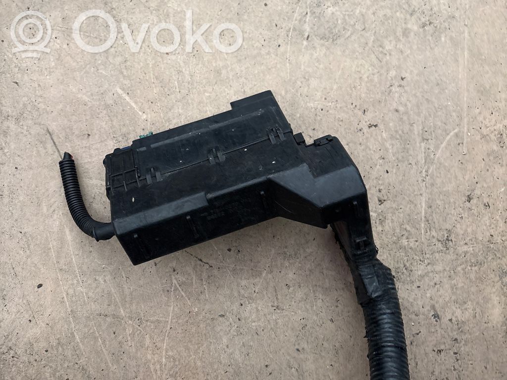 Nissan Almera Tino Fuse box set 