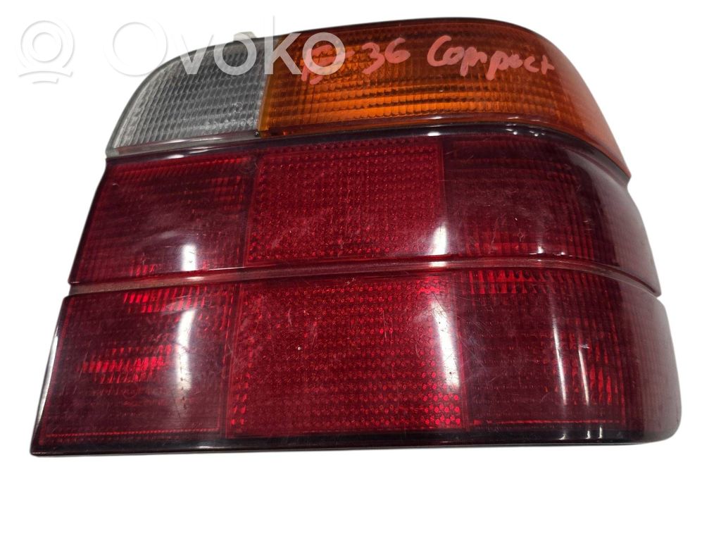 BMW 3 E36 Galinis žibintas kėbule 