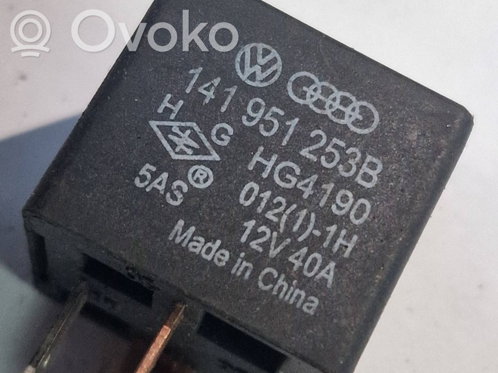Volkswagen Polo III 6N 6N2 6NF Inne przekaźniki 