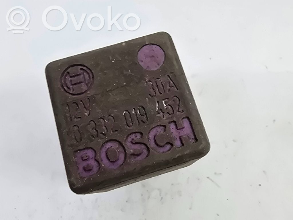 Opel Vectra B Muu rele 
