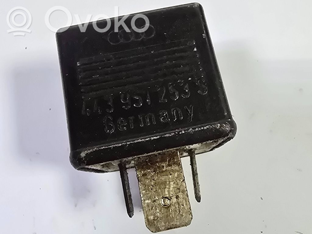 Audi A4 S4 B5 8D Other relay 