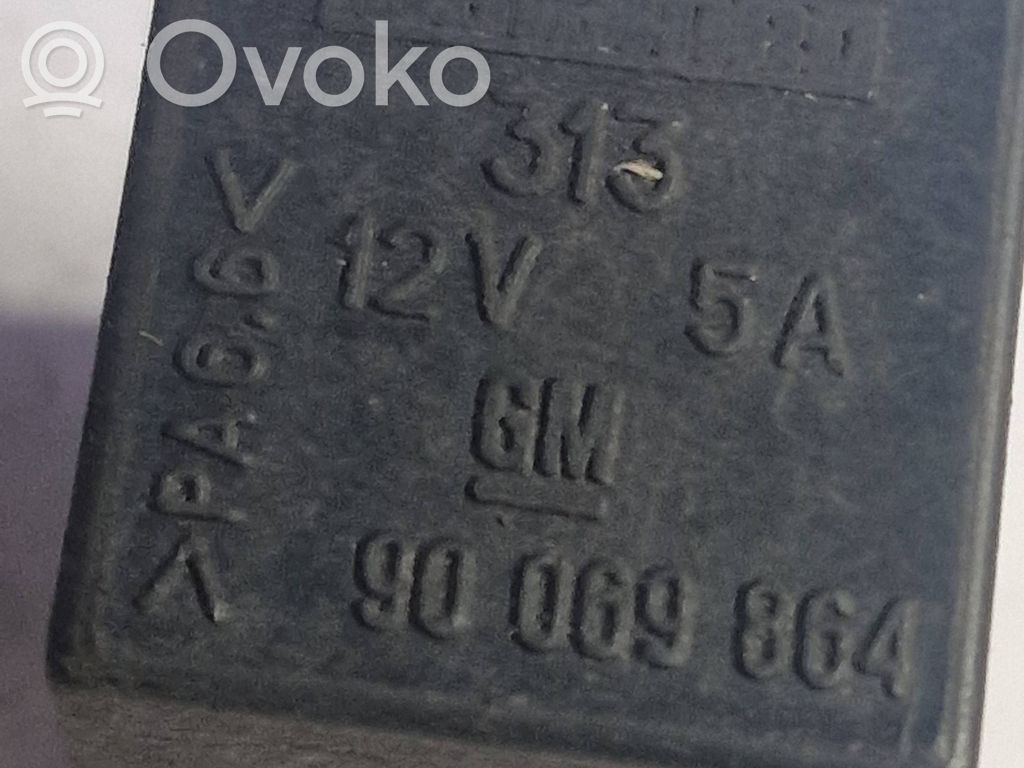 Opel Zafira A Muu rele 