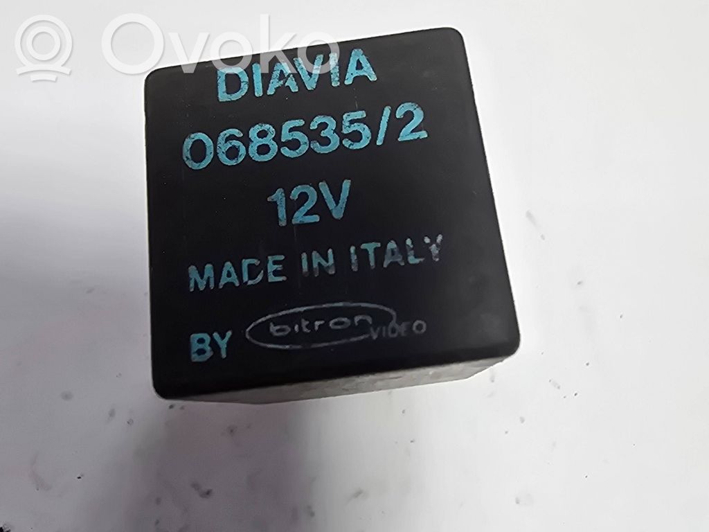 Audi 80 90 S2 B4 Other relay 