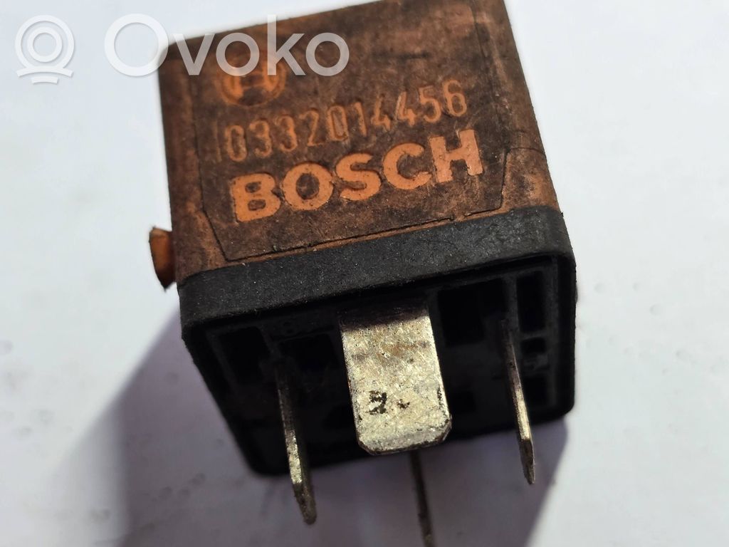 Otros relés   0332014456