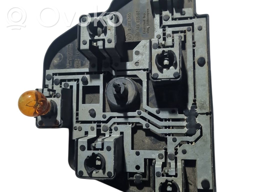 BMW 3 E46 Tail light bulb cover holder 