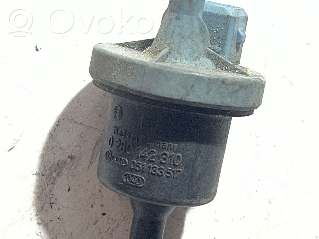 Volkswagen Polo III 6N 6N2 6NF Válvula de vacío (Usadas) 