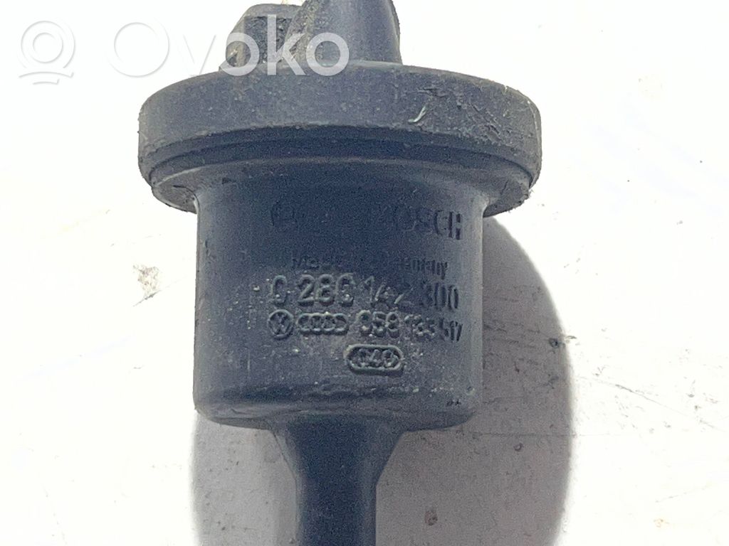 Audi A4 S4 B5 8D Válvula de vacío (Usadas) 