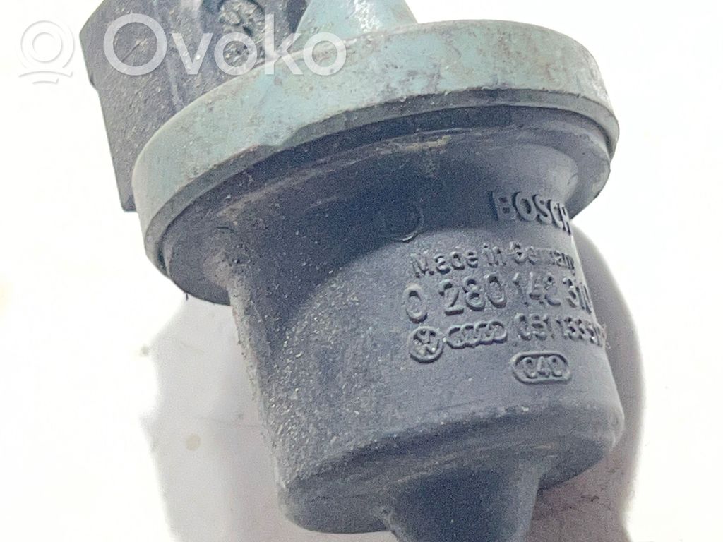 Volkswagen Polo III 6N 6N2 6NF Válvula de vacío (Usadas) 