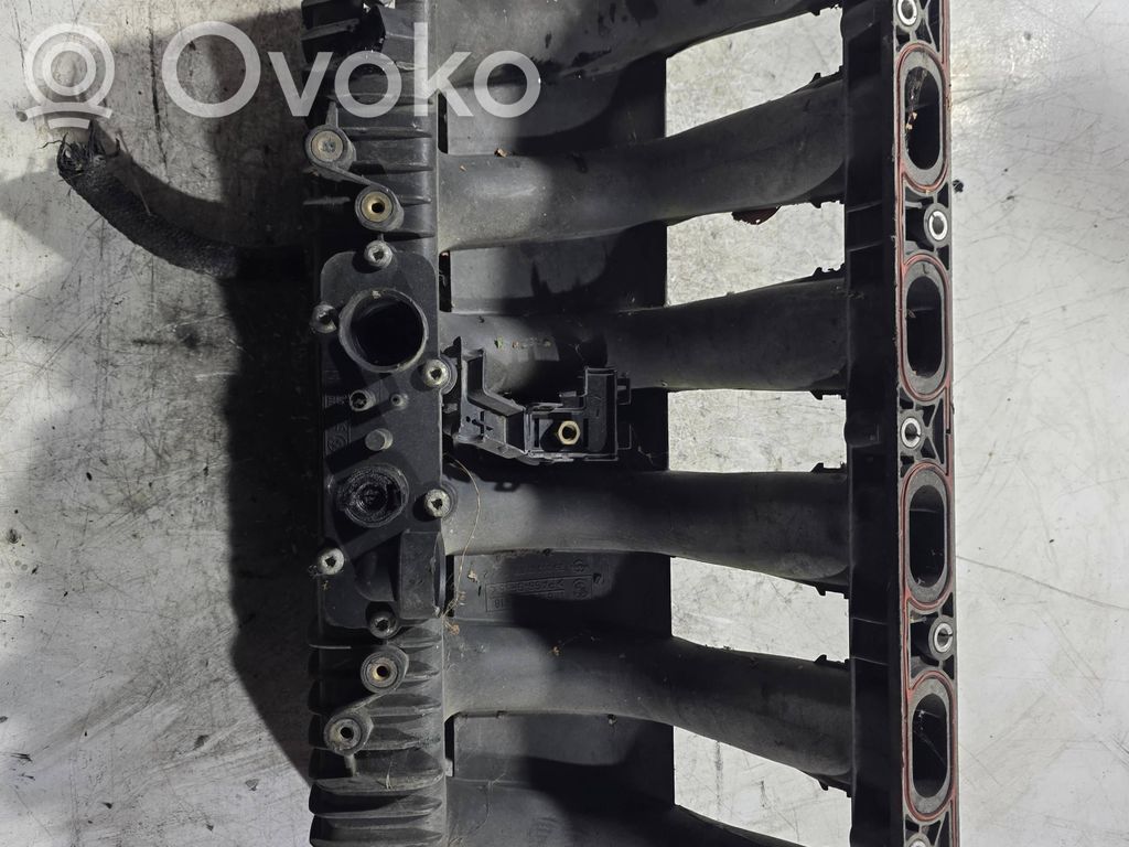 BMW 5 E39 Intake manifold 