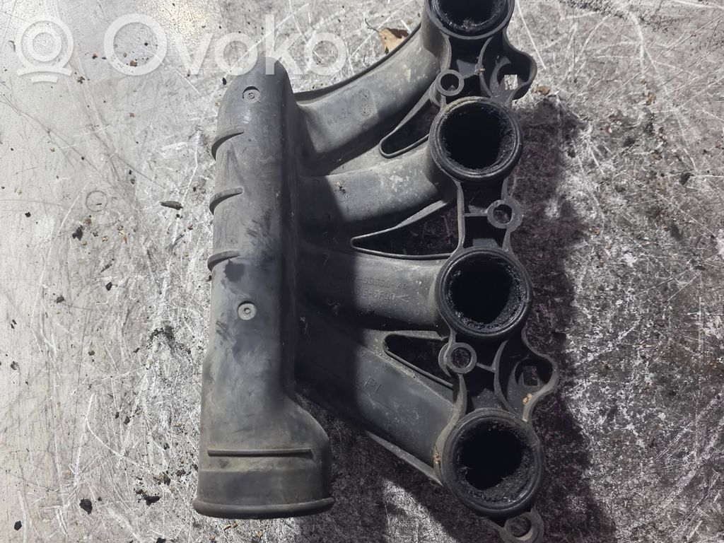 Ford Fiesta Intake manifold 