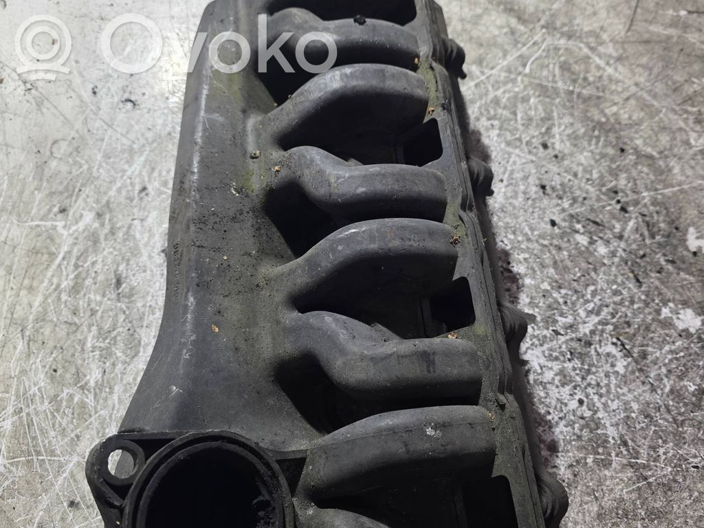 Ford Mondeo Mk III Intake manifold 