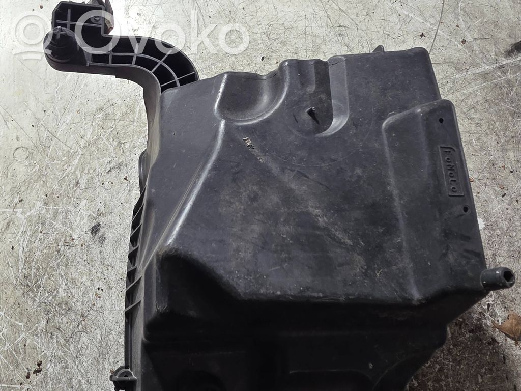 Ford Focus Air filter box 
