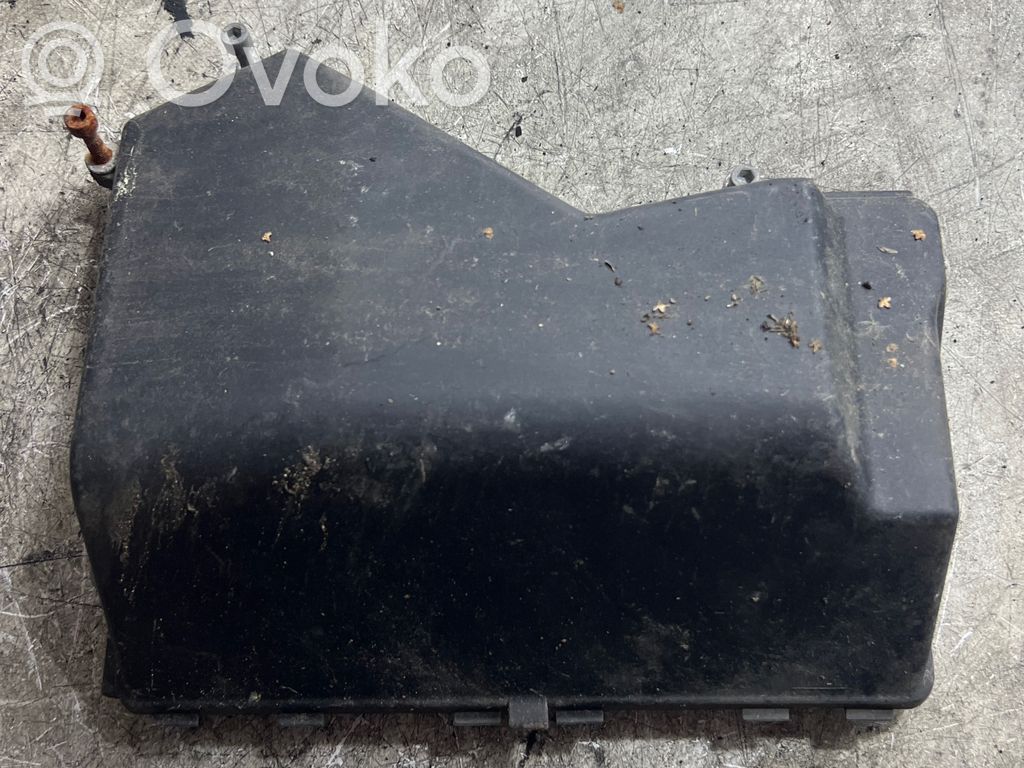 BMW 3 E46 Fuse box cover 