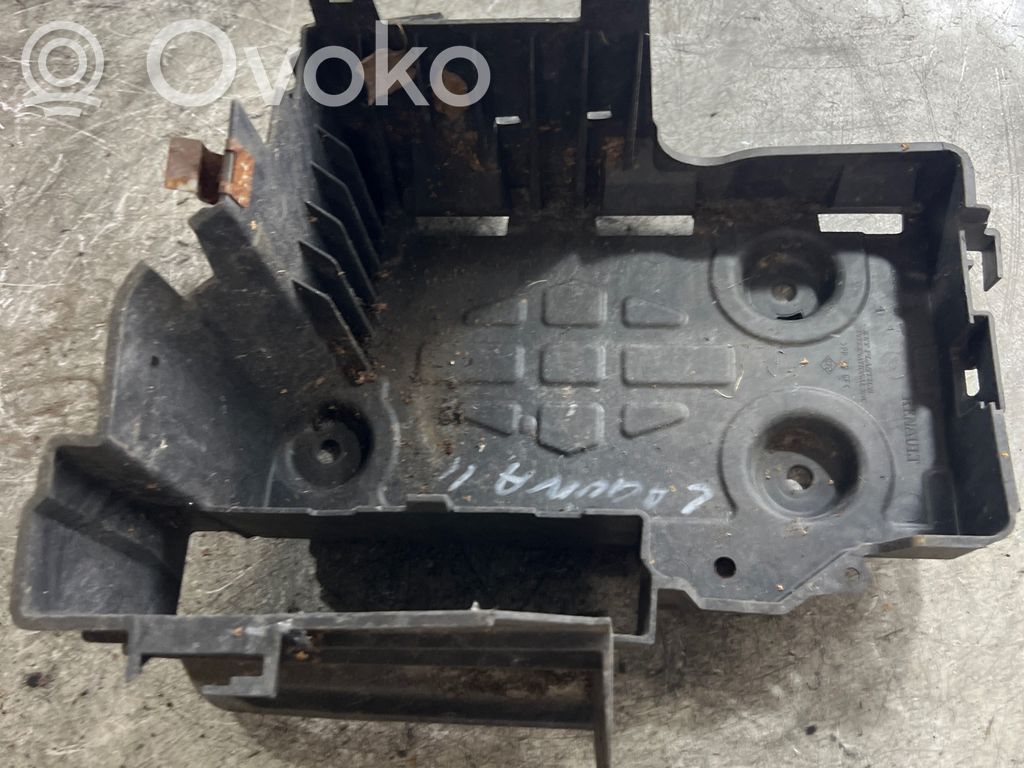 Renault Laguna II Battery box tray 