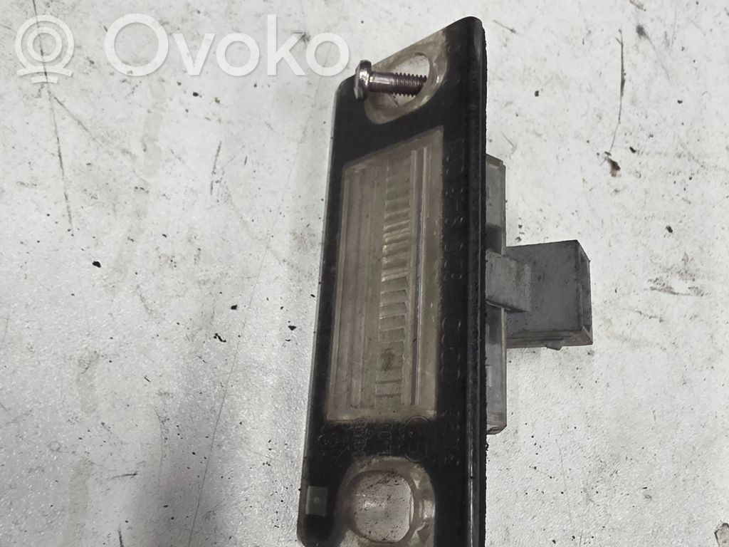 Audi A4 S4 B5 8D Éclairage de plaque d'immatriculation 