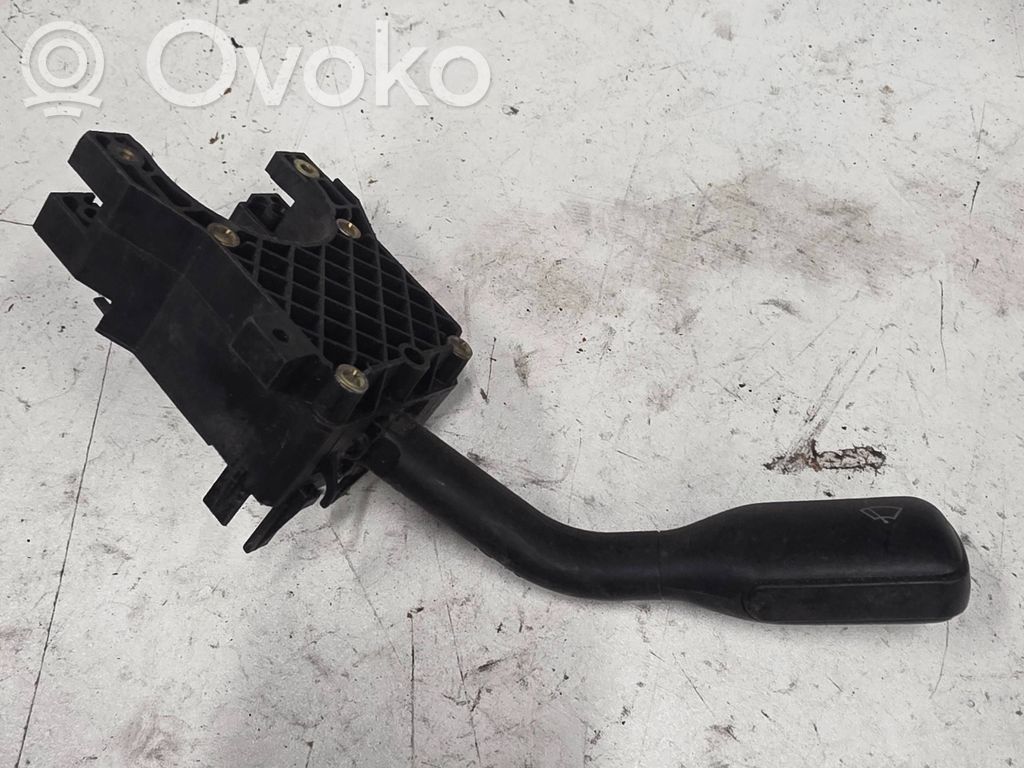 Audi A4 S4 B5 8D Schalter Hebel Scheibenwischer 