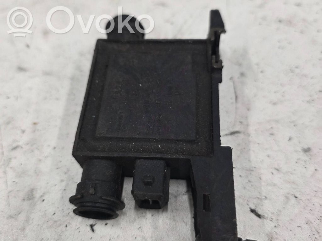 Audi A4 S4 B5 8D Unité de commande module de porte 