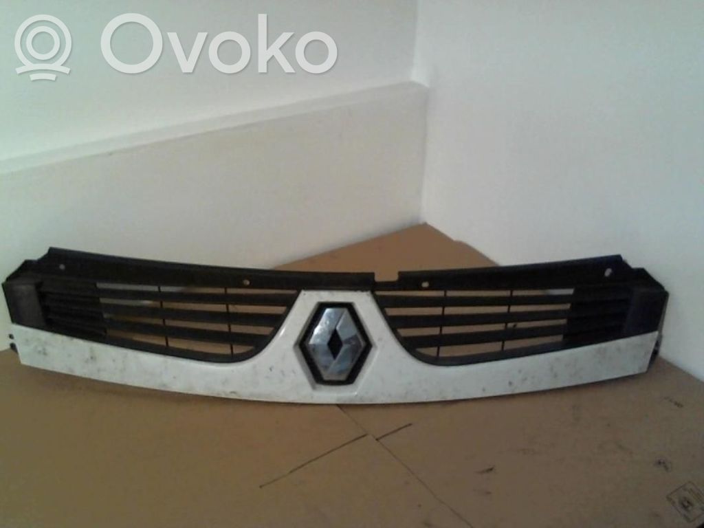 Renault Master II Front grill 