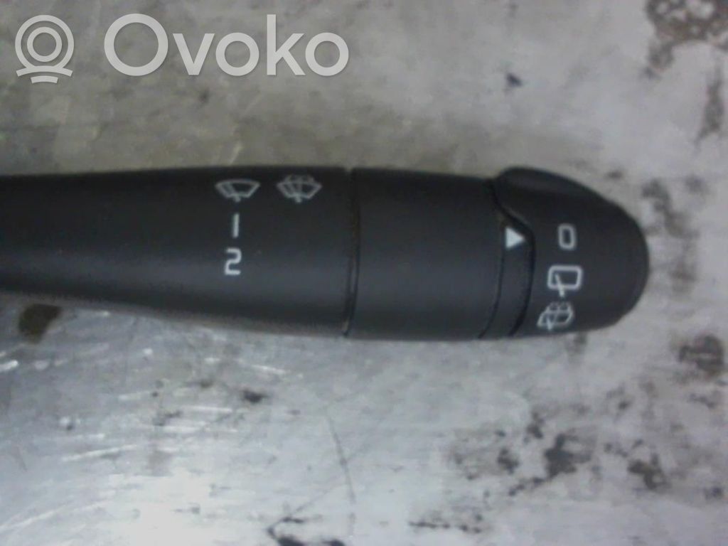 Dacia Sandero Valytuvų rankenėlė 